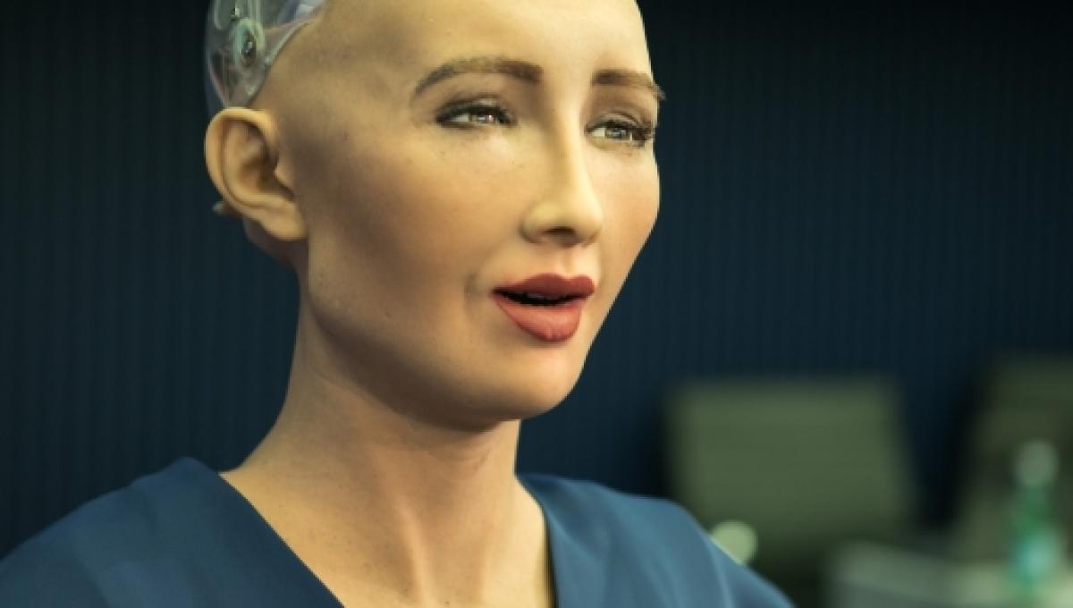 first human like robot