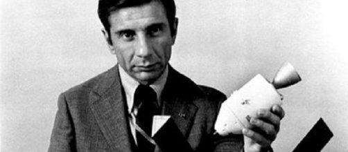 Jules Bergman was the best space reporter of his era [image courtesy ABC Television wikinmedia commons]