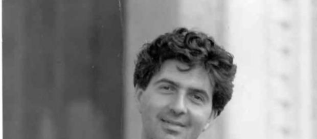 Il commediografo Annibale Ruccello morto nel 1986 Il commediografo Annibale Ruccello morto nel 1986