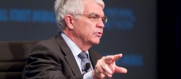 John Taylor, sería considerado un riesgo para el mercado. John Taylor, sería considerado un riesgo para el mercado.