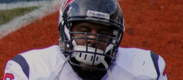 Will the Houston Texans keep Duane Brown for the rest of the season? / Photo via Jeffrey Beall, Wikimedia Commons Will the Houston Texans keep Duane Brown for the rest of the season? / Photo via Jeffrey Beall, Wikimedia Commons