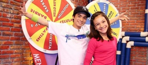 Yudi Tamashiro e Priscilla Alcântara também viraram youtuber na crise (Foto: SBT) Yudi Tamashiro e Priscilla Alcântara também viraram youtuber na crise (Foto: SBT)