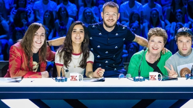 X Factor 2017 replica su Tv8 Live show