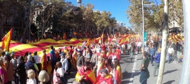 300,000 rally in Barcelona to reject the independence declaration / A.S. Own work 300,000 rally in Barcelona to reject the independence declaration / A.S. Own work