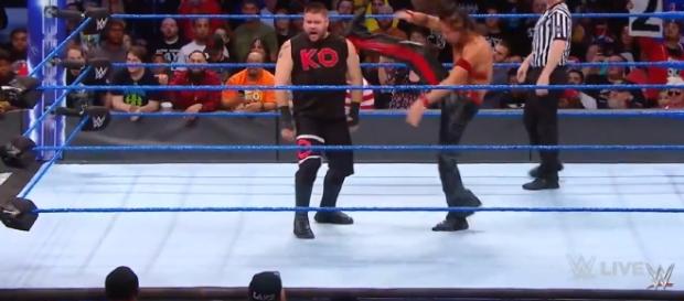 Kevin Owens vs Shinsuke Nakamura; (Image Credit: WWE/YouTube Screencap) Kevin Owens vs Shinsuke Nakamura; (Image Credit: WWE/YouTube Screencap)