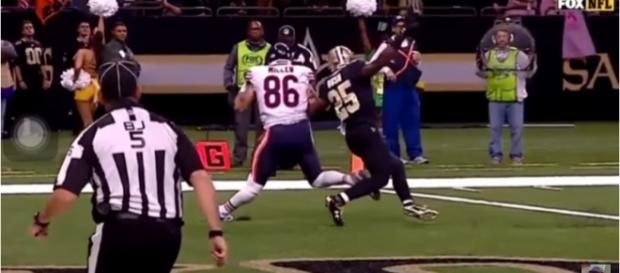 Zach Miller injures his knee - image - TrueDrew / Youtube Zach Miller injures his knee - image - TrueDrew / Youtube