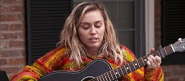 Miley Circus opens up from her heart about reconciling her past and present. Screencap CBS SundayMorning/YouTube Miley Circus opens up from her heart about reconciling her past and present. Screencap CBS SundayMorning/YouTube