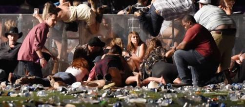 Las Vegas, 58 morti ed oltre 500 feriti: la strage più sanguinosa della storia americana