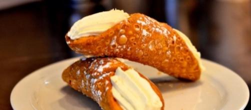The Best Cannolis Mtl Has to Offer - Montreall.comMontreall.com - montreall.com