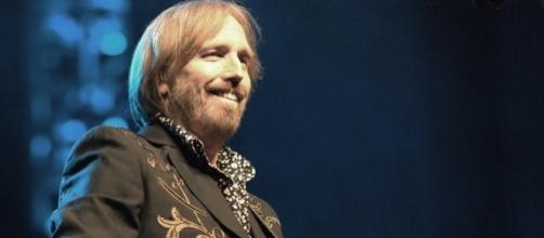 Tom Petty dies from heart attack at the age of 66. (Wikimedia/By musicisentropy)