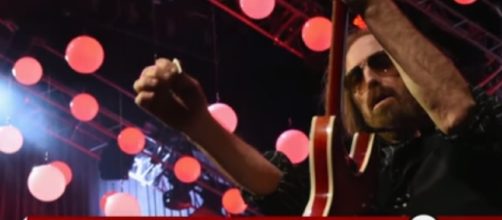 Tom Petty reportedly died due cardiac arrest. (Image Credit: CBS News/YouTube)