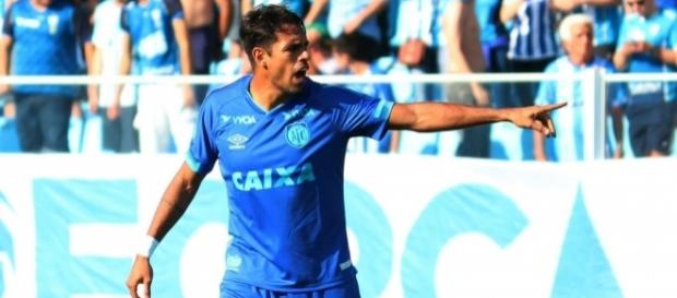 Dutra pode ser o primeiro reforço a chegar em Itaquera Dutra pode ser o primeiro reforço a chegar em Itaquera