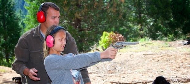 Le débat sur les armes relancé aux États-Unis Le débat sur les armes relancé aux États-Unis