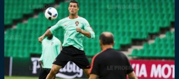 Sports | Revivez la cinquième journée de l'Euro 2016 - leprogres.fr Sports | Revivez la cinquième journée de l'Euro 2016 - leprogres.fr