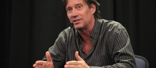 Kevin Sorbo stars in 'Let There Be Light' [image via Gage Skidmore/Wikimedia Commons]