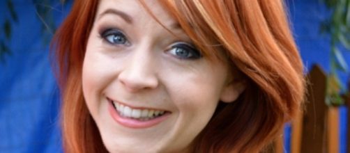 Lindsey Stirling may be out of DWTS due to injury [Image via Wikimedia Commons]