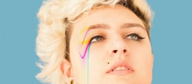 Com seu pop eletrônico, a santista Geo está entre as mais ouvidas do Spotify Com seu pop eletrônico, a santista Geo está entre as mais ouvidas do Spotify