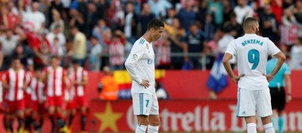Cristiano Ronaldo y Benzema durante el partido del Girona Cristiano Ronaldo y Benzema durante el partido del Girona