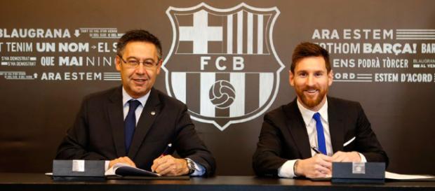 Lionel Messi renueva contrato con el Barcelona hasta 2021 - latercera.com Lionel Messi renueva contrato con el Barcelona hasta 2021 - latercera.com
