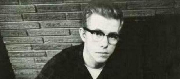 Serial Killer - Robert Hansen Watch Online - Documentary Addict - documentaryaddict.com Serial Killer - Robert Hansen Watch Online - Documentary Addict - documentaryaddict.com