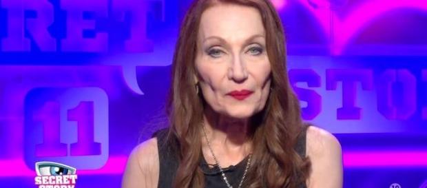 Tanya n'a décidément pas sa langue dans sa poche ! (TF1) Tanya n'a décidément pas sa langue dans sa poche ! (TF1)