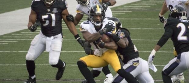 Will the Pittsburgh Steelers trade Martavis Bryant before the deadline? (Photo via Keith Allison, Flickr CC) Will the Pittsburgh Steelers trade Martavis Bryant before the deadline? (Photo via Keith Allison, Flickr CC)