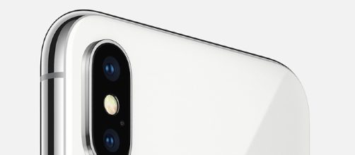 iPhone X; vietate le code in Francia per il suo acquisto