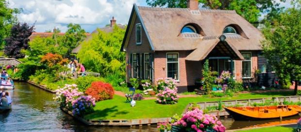 Giethoorn, il paese senza tempo. Giethoorn, il paese senza tempo.