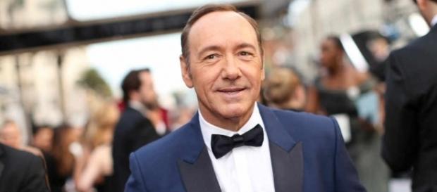Kevin Spacey Announced as 2017 Tony Awards Host | E! News - eonline.com Kevin Spacey Announced as 2017 Tony Awards Host | E! News - eonline.com