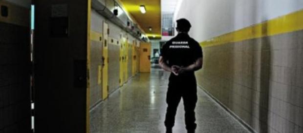 Os guardas prisionais tambem correm riscos e perigos no interior das cadeias onde prestam serviço Os guardas prisionais tambem correm riscos e perigos no interior das cadeias onde prestam serviço