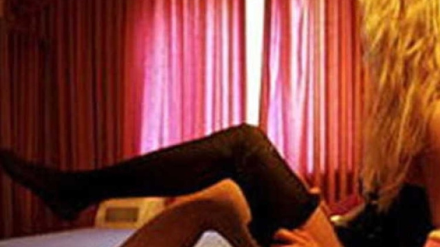 Baby-prostitute intrattenevano facoltosi uomini d'affari dell'avellinese