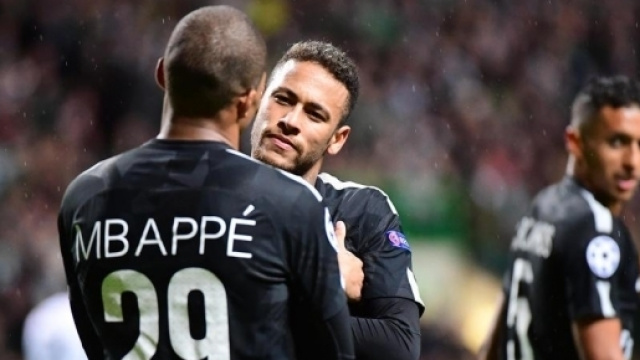 Foot PSG - PSG : La MCN à Paris, c'est huit buts en deux matchs ... - foot01.com