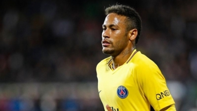 Foot PSG - PSG : Xavi confirme, Neymar a tent&eacute; de rouler le Bar&ccedil;a ... - foot01.com