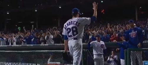 Hendricks gets ovation in the 2016 NLCS - [MLB / Youtube screencap]