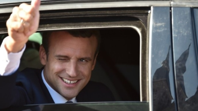 APL : Emmanuel Macron est-il le pr&eacute;sident des riches ? - rtl.fr