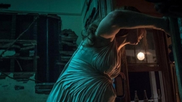 Madre!: Jennifer Lawrence in una scena del film di Darren Aronofsky