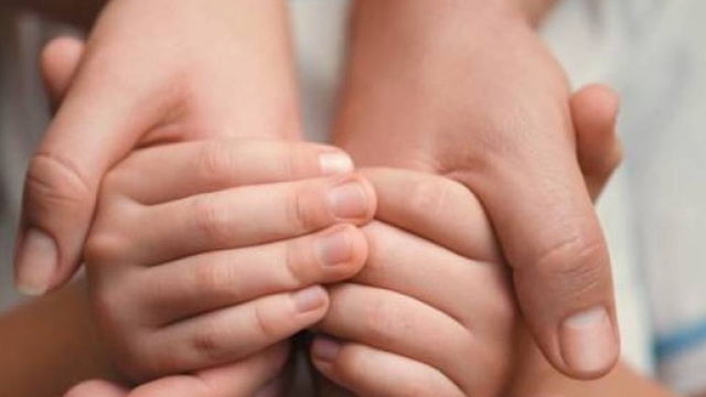 Napoli, neonata down affidata a genitore single.