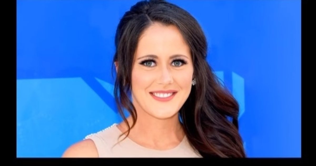 'Teen Mom 2' Star Jenelle Evans Shuts Down Pregnancy Rumors