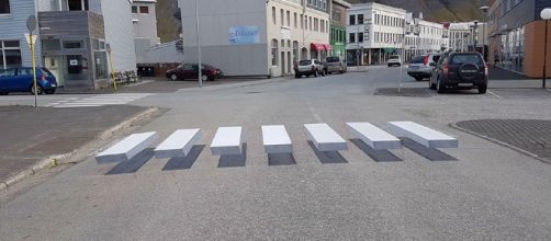 Sicurezza stradale: in Islanda provano le strisce pedonali 3D