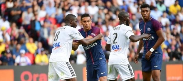 Foot PSG - PSG : Marquinhos, Kimpembe... Emery a un plan en ... - foot01.com Foot PSG - PSG : Marquinhos, Kimpembe... Emery a un plan en ... - foot01.com
