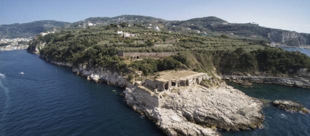 La Villa romana marittima al Capo di Sorrento La Villa romana marittima al Capo di Sorrento