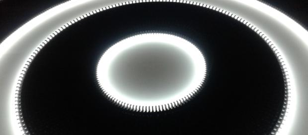 Particolare dell'installazione luminosa 1 Particolare dell'installazione luminosa 1
