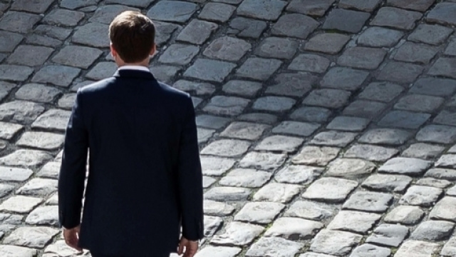 Budget 2018 : la volte-face id&eacute;ologique de Macron - lesechos.fr