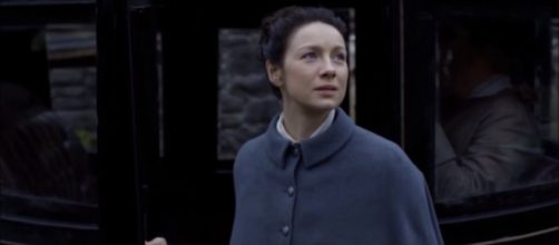 Claire goes back in time / [Photo via Outlander America/YouTube screencap]