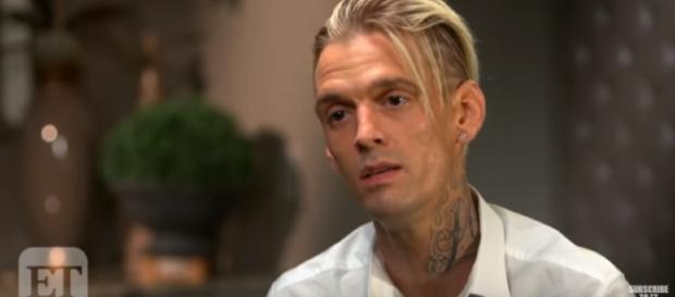 Aaron Carter showed off his improved body to the social media two weeks following rehab. YouTube/ET Aaron Carter showed off his improved body to the social media two weeks following rehab. YouTube/ET