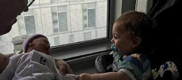 Momentos depois de Harrison chegava na família Momentos depois de Harrison chegava na família