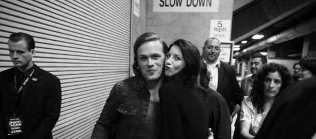 Sam Heughan, Caitriona Balfe - Italian Outlander/YouTube Screenshot Sam Heughan, Caitriona Balfe - Italian Outlander/YouTube Screenshot