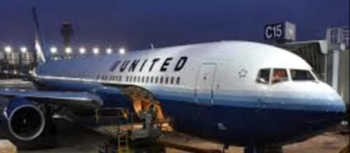 Exterior of a United Airlines plane. [Image Credit: The Common Sense Show/YouTube]