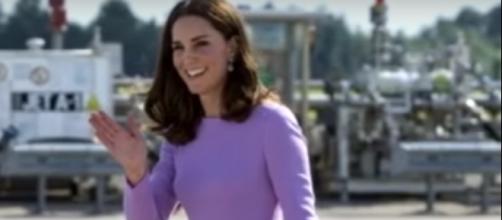 Kate Middleton will make her public appearance on Tuesday, at the Buckingham palace. [Image Credit: Entertainment Tonight/Youtube]