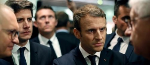 Face à la fronde du bâtiment, Macron rebouche les fissures ... - liberation.fr